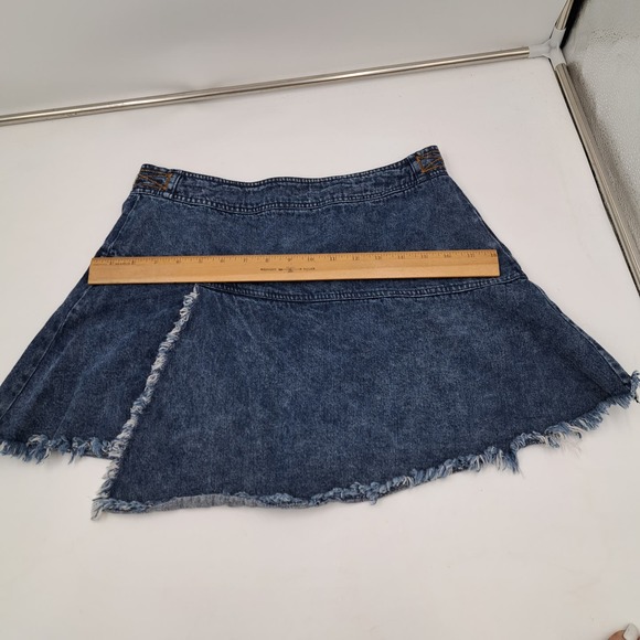 Generation K Denim Jean Y2K Raw Hem Mini Asymmetric Hem Skirt 10 - Picture 8 of 9